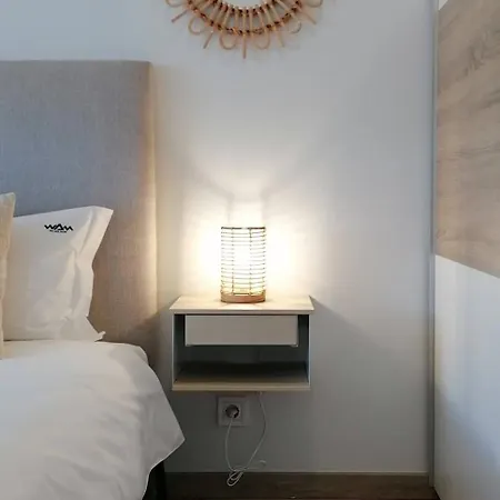 La Petite Sunset Seaview Appartement *